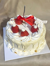 Load image into Gallery viewer, 6 inch Red velvet cake (available starting December 13) (6-8 servings)
